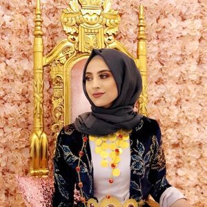 Meet your Posher, Roza